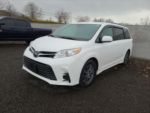 used 2018 Toyota Sienna car, priced at $25,998