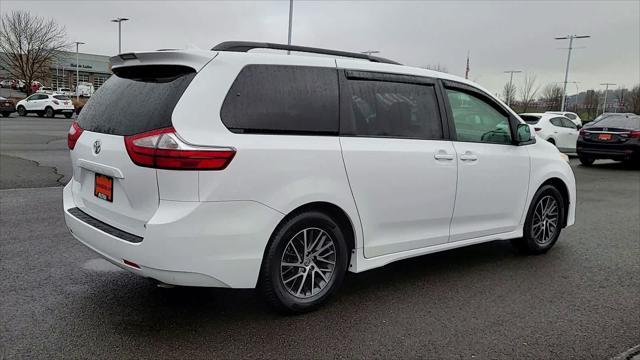 used 2018 Toyota Sienna car, priced at $25,998