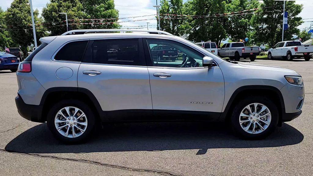 used 2019 Jeep Cherokee car, priced at $15,998