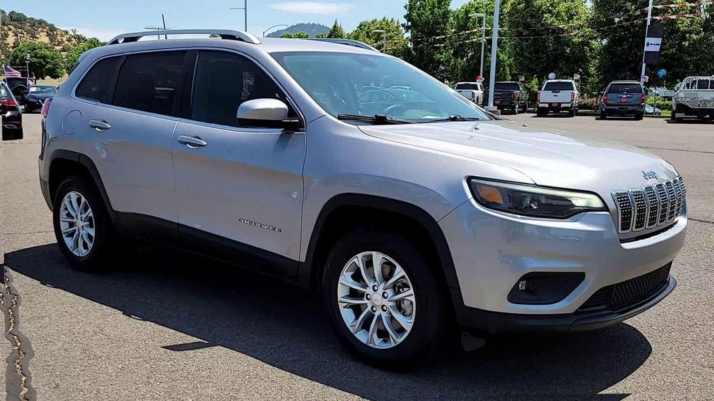 used 2019 Jeep Cherokee car, priced at $15,998
