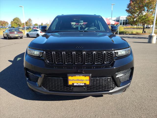 new 2024 Jeep Grand Cherokee car, priced at $50,170