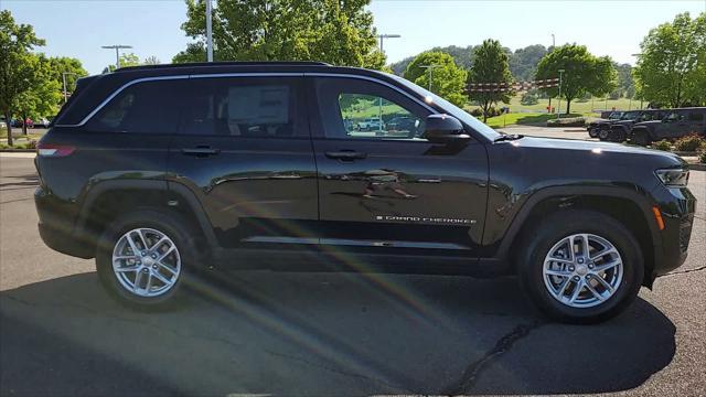 new 2025 Jeep Grand Cherokee car, priced at $34,999