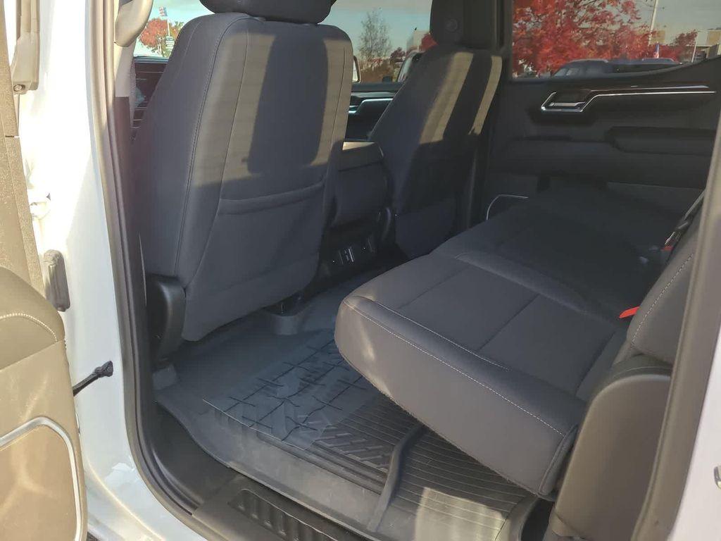 used 2024 Chevrolet Silverado 1500 car, priced at $38,998