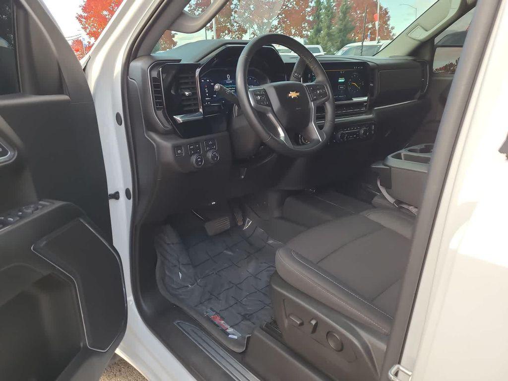 used 2024 Chevrolet Silverado 1500 car, priced at $38,998