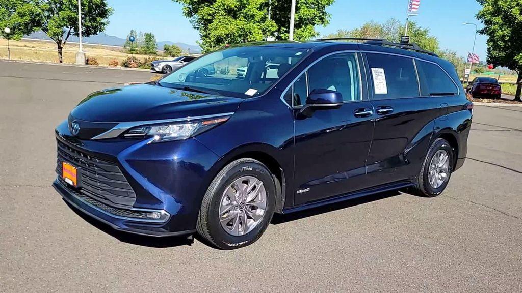 used 2021 Toyota Sienna car, priced at $36,798