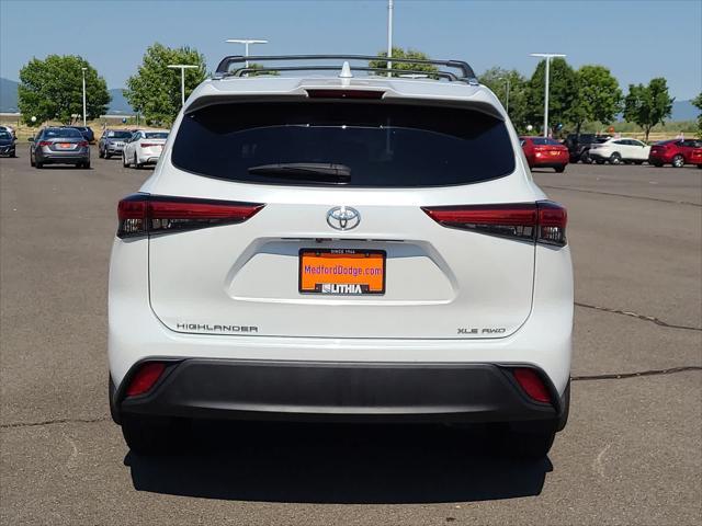 used 2022 Toyota Highlander car, priced at $41,998