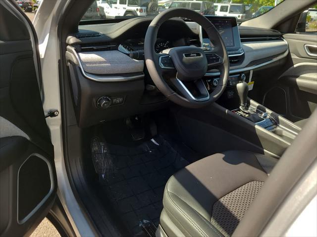 new 2025 Jeep Compass car, priced at $28,063