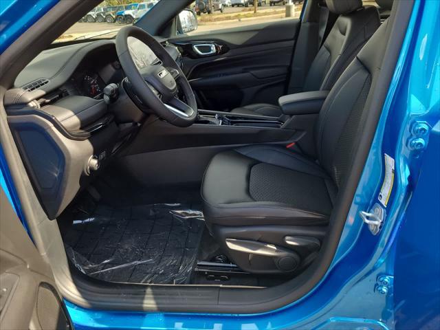 new 2025 Jeep Compass car, priced at $25,702