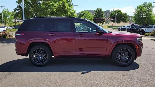 new 2025 Jeep Grand Cherokee car, priced at $61,999