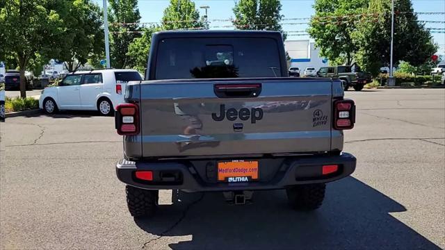 new 2025 Jeep Gladiator car, priced at $42,999