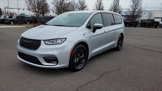 new 2023 Chrysler Pacifica Hybrid car, priced at $40,999