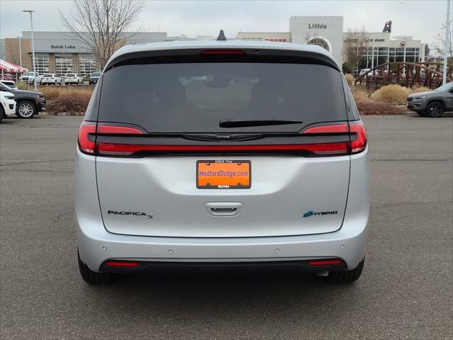 new 2023 Chrysler Pacifica Hybrid car, priced at $40,999