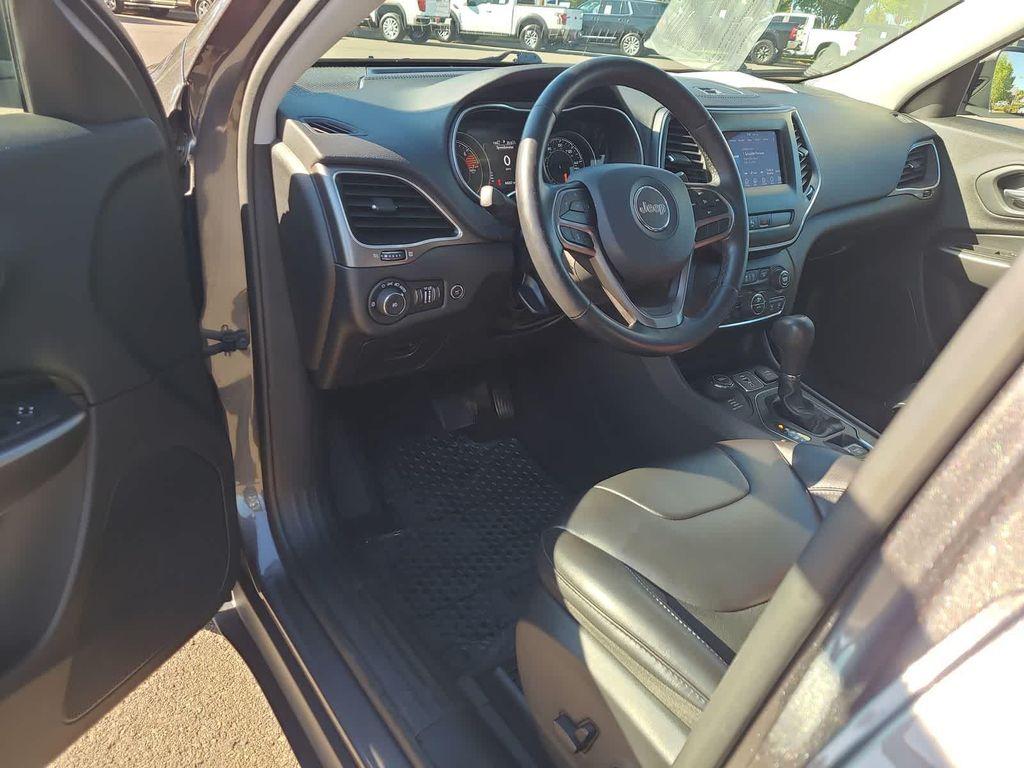 used 2020 Jeep Cherokee car, priced at $23,998