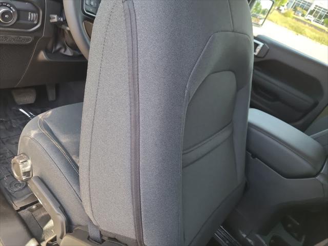 used 2025 Jeep Wrangler car, priced at $46,998