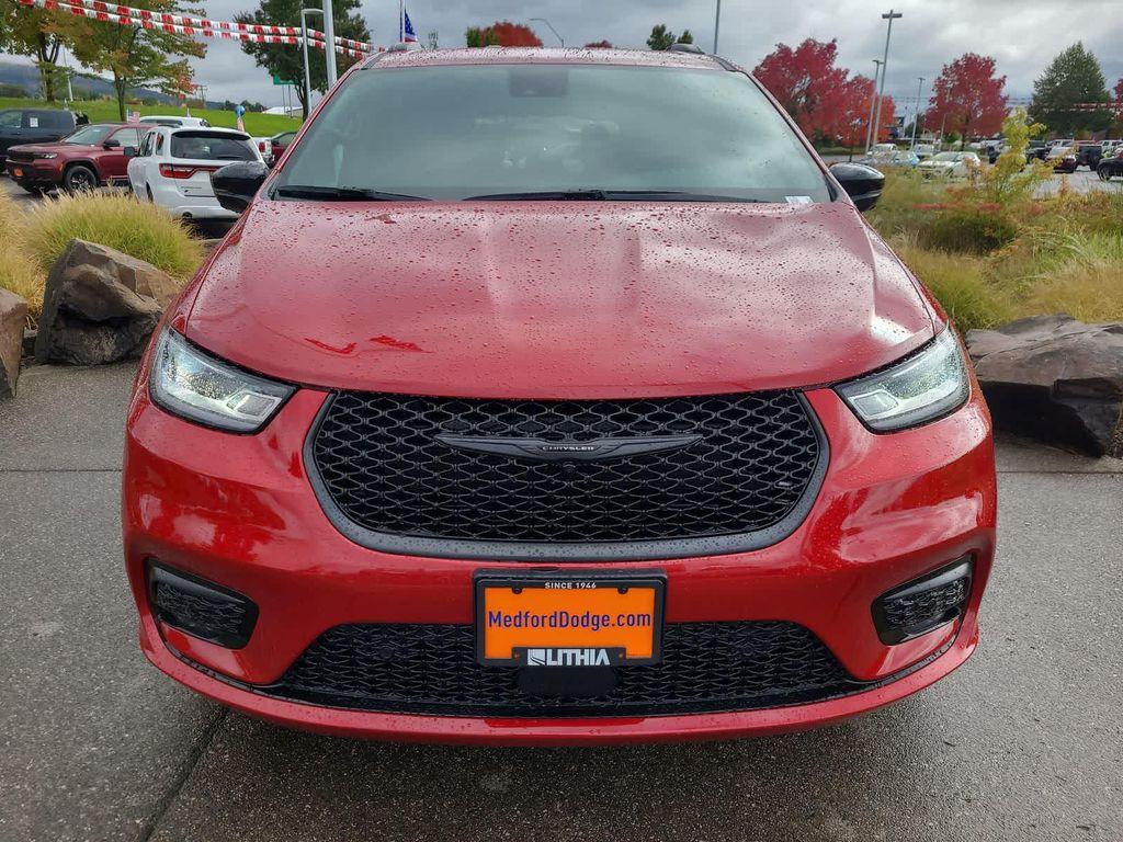 new 2026 Chrysler Pacifica car, priced at $52,850