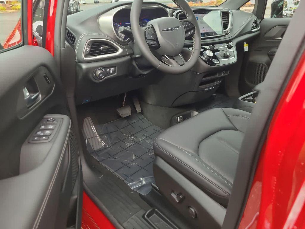 new 2026 Chrysler Pacifica car, priced at $52,850