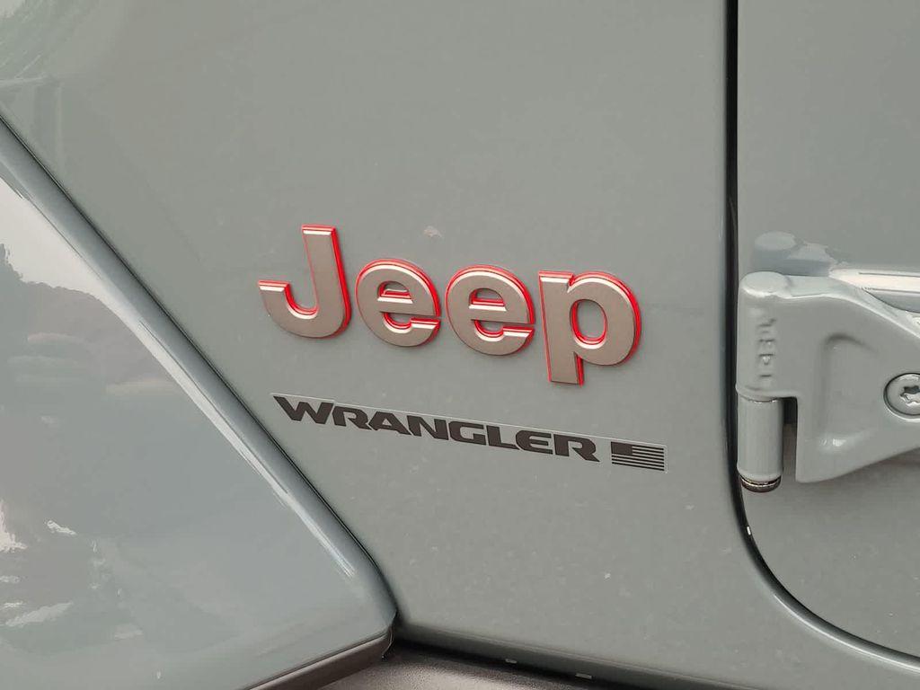 new 2025 Jeep Wrangler car, priced at $73,750