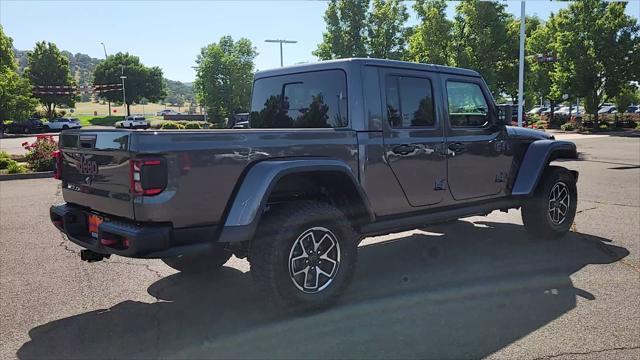 new 2025 Jeep Gladiator car, priced at $53,305