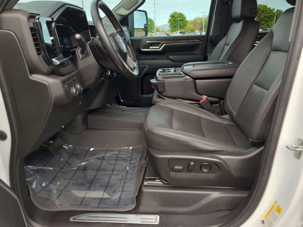 used 2024 Chevrolet Silverado 2500 car, priced at $63,998