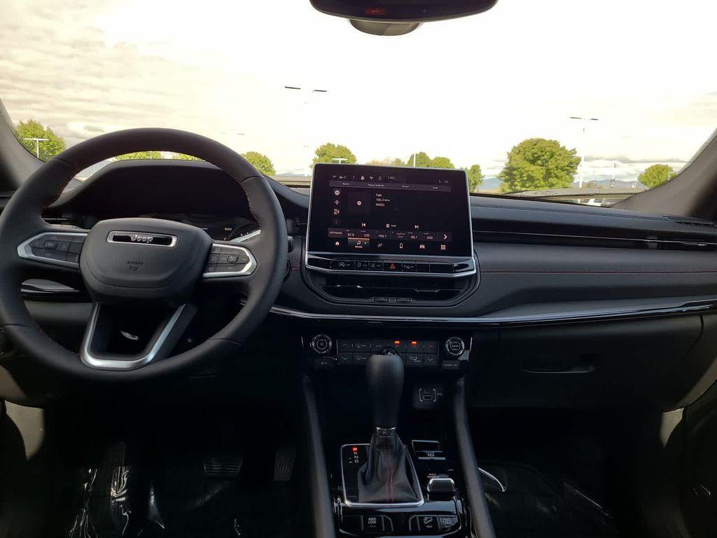 new 2025 Jeep Compass car, priced at $35,999