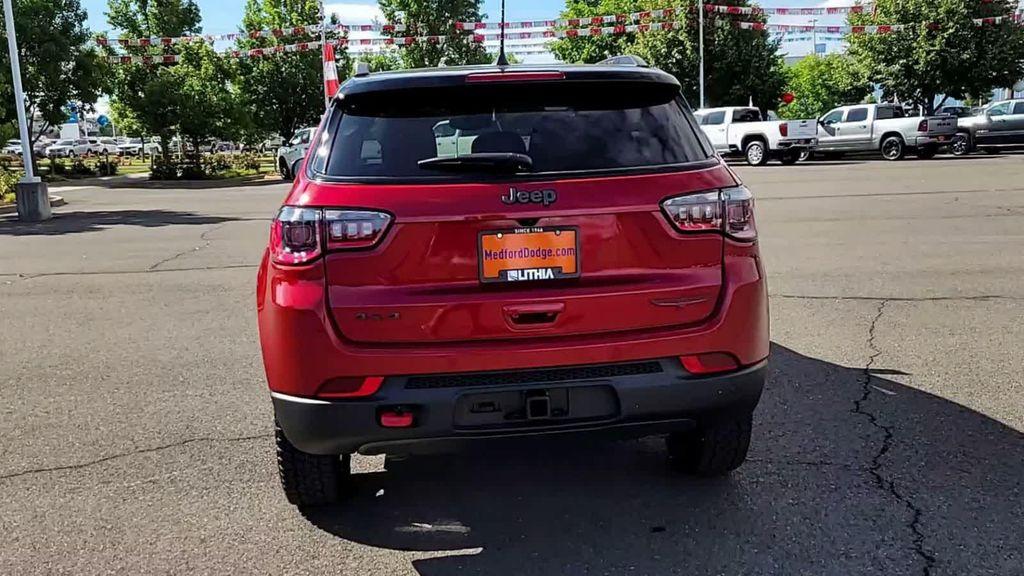 new 2025 Jeep Compass car, priced at $35,999