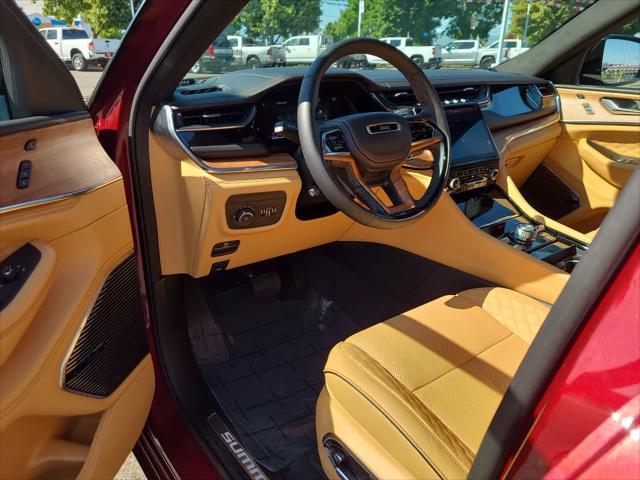new 2025 Jeep Grand Cherokee car, priced at $61,999