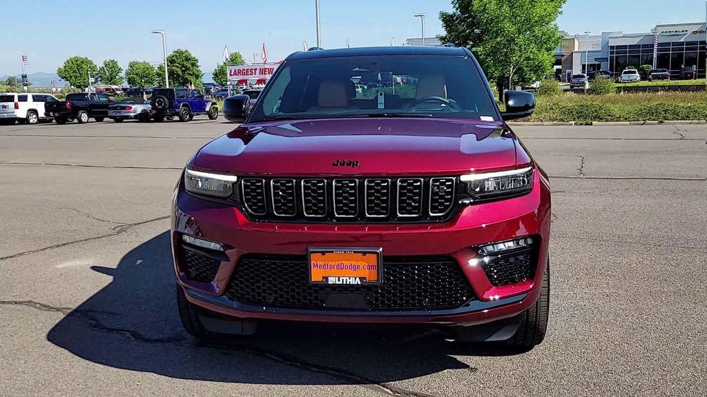 new 2025 Jeep Grand Cherokee car, priced at $62,999