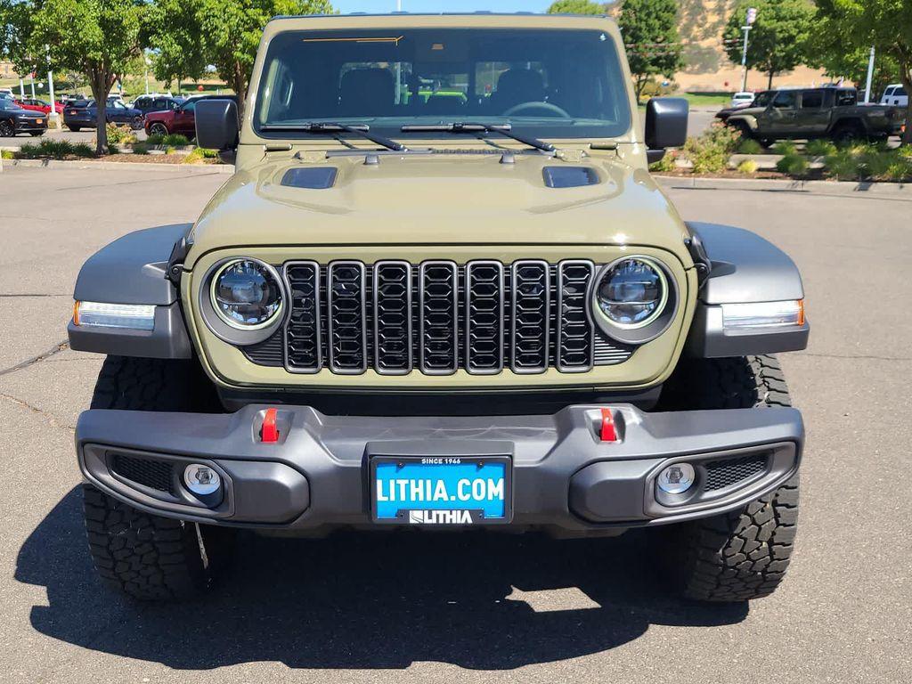 new 2025 Jeep Gladiator car, priced at $45,999