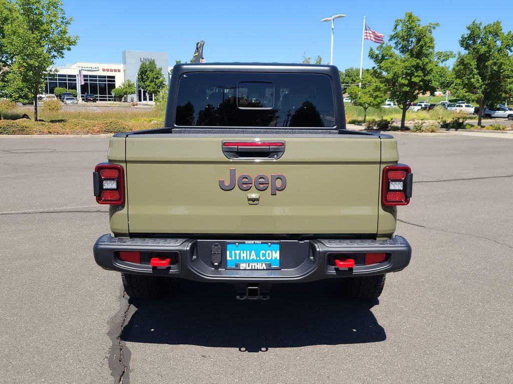 new 2025 Jeep Gladiator car, priced at $45,999