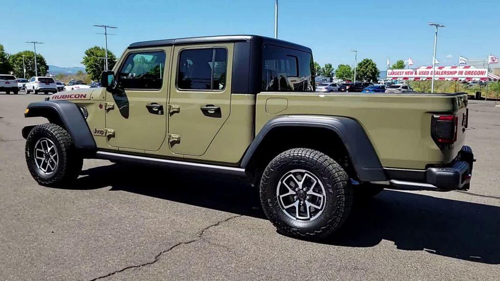 new 2025 Jeep Gladiator car, priced at $45,999