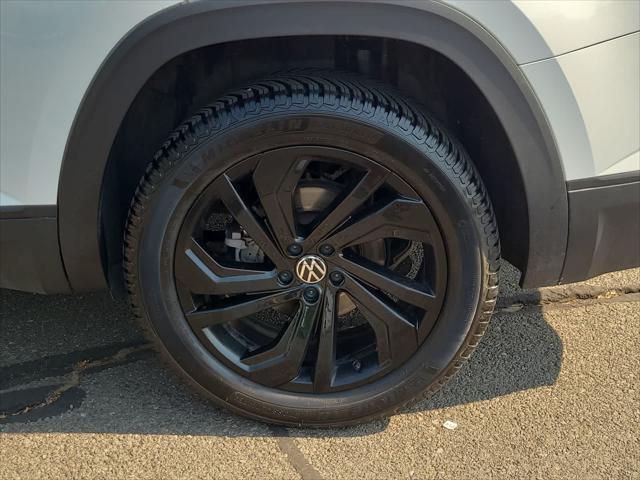used 2022 Volkswagen Atlas car, priced at $35,998