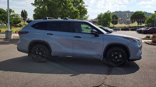used 2024 Toyota Highlander Hybrid car, priced at $49,998