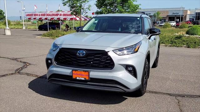used 2024 Toyota Highlander Hybrid car, priced at $49,998