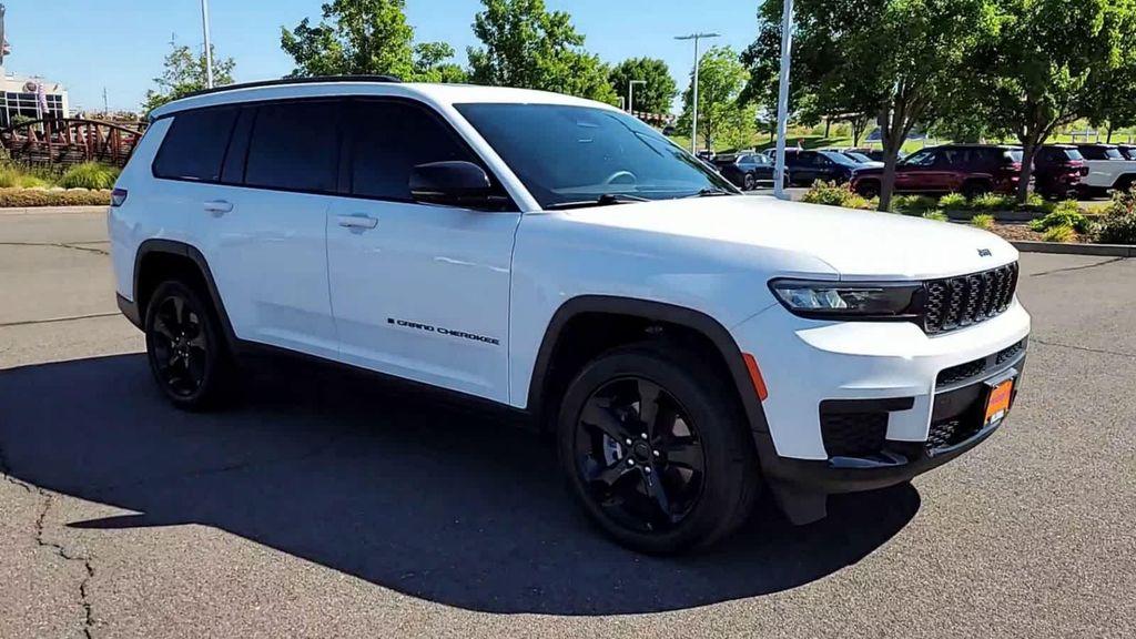 used 2023 Jeep Grand Cherokee L car, priced at $36,498