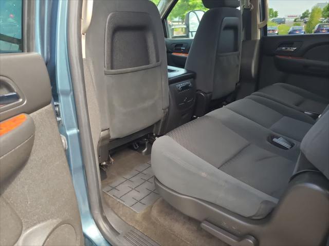 used 2009 Chevrolet Suburban car, priced at $9,998