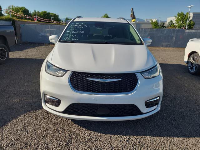 used 2021 Chrysler Pacifica Hybrid car, priced at $25,998
