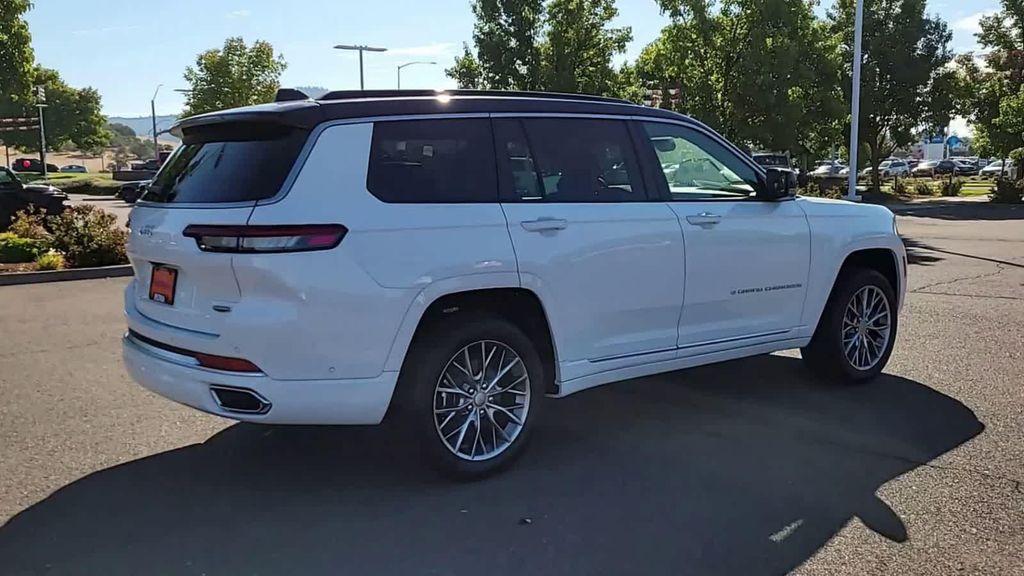 new 2025 Jeep Grand Cherokee L car, priced at $54,999