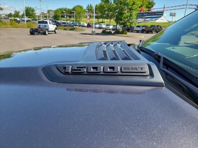 new 2025 Ram 1500 car, priced at $69,644