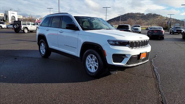 new 2025 Jeep Grand Cherokee car, priced at $40,815