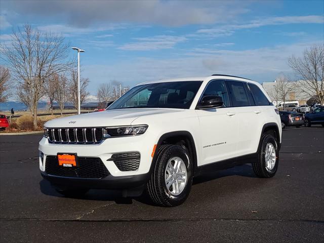 new 2025 Jeep Grand Cherokee car, priced at $43,815