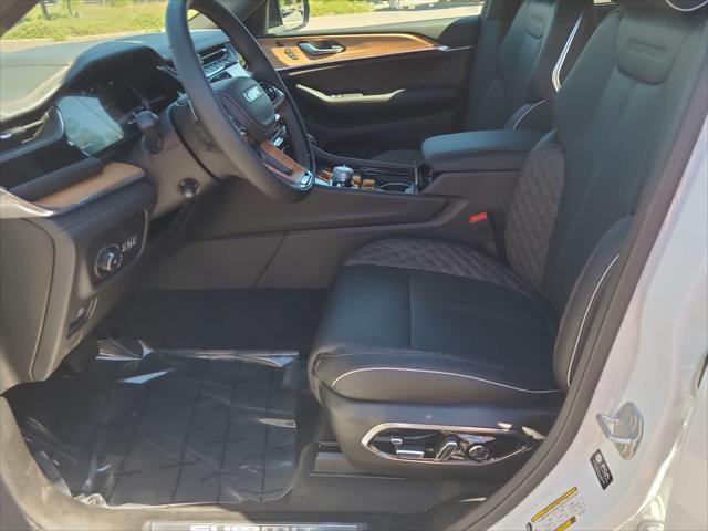 new 2025 Jeep Grand Cherokee car, priced at $61,999