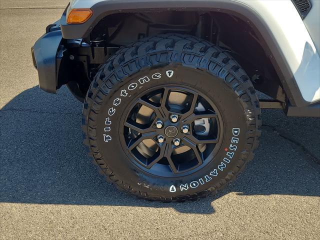 new 2025 Jeep Gladiator car, priced at $46,042