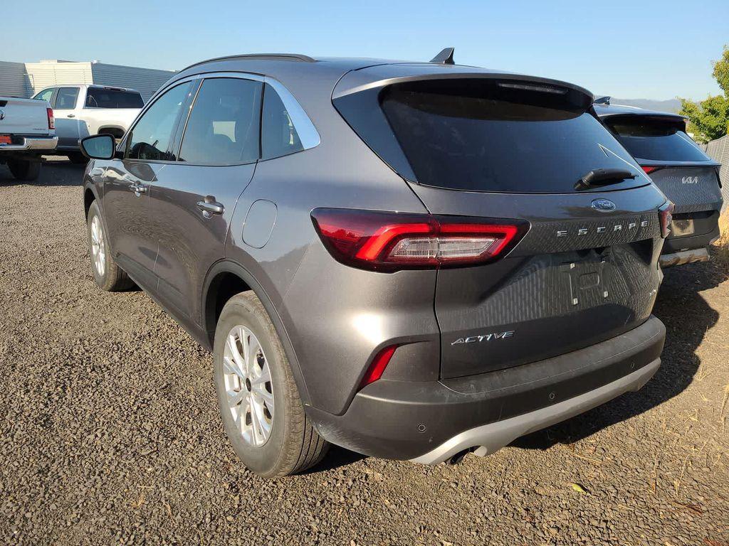 used 2024 Ford Escape car, priced at $25,998