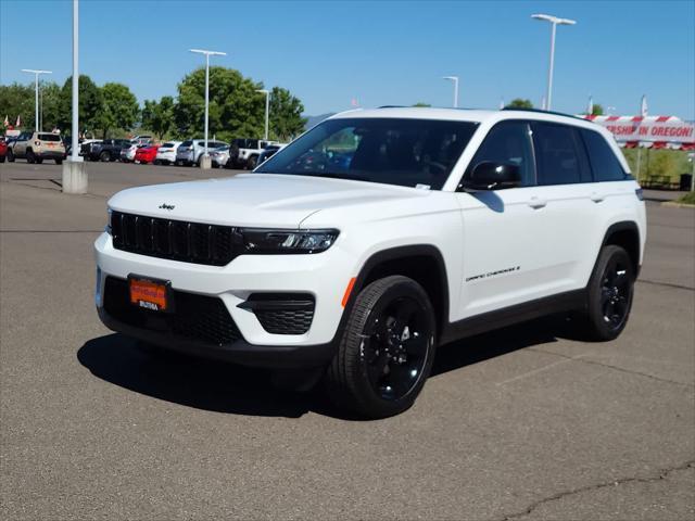new 2025 Jeep Grand Cherokee car, priced at $43,755