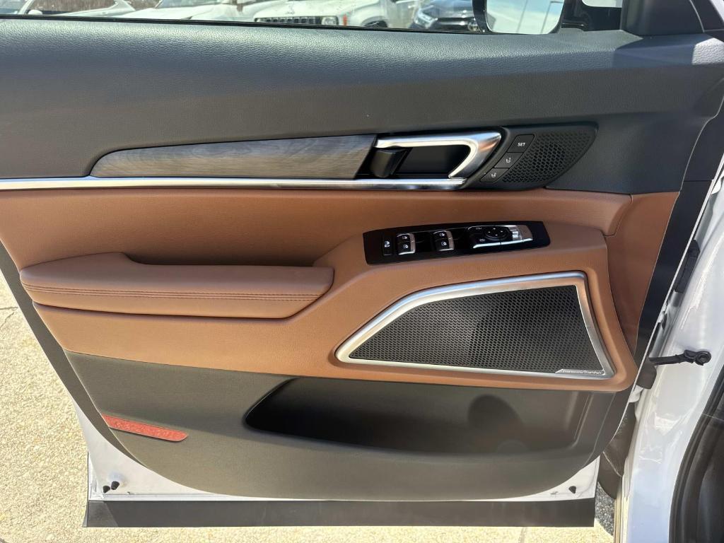 used 2024 Kia Telluride car, priced at $42,883