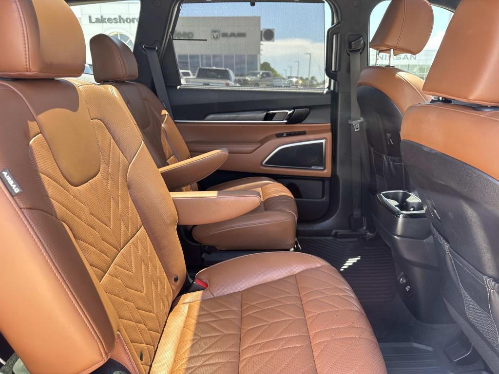 used 2024 Kia Telluride car, priced at $42,883