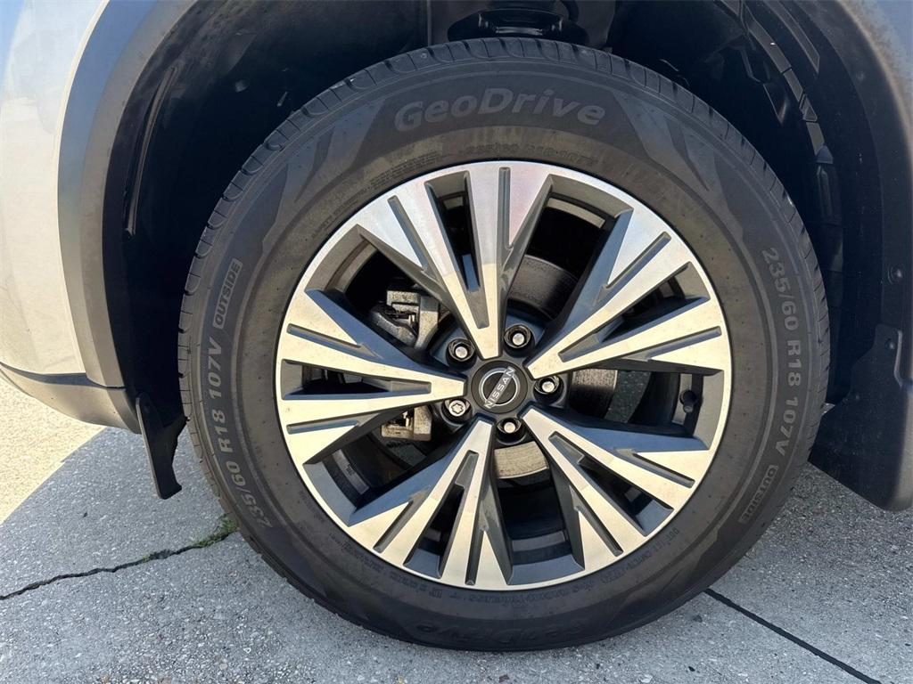 used 2023 Nissan Rogue car, priced at $22,909