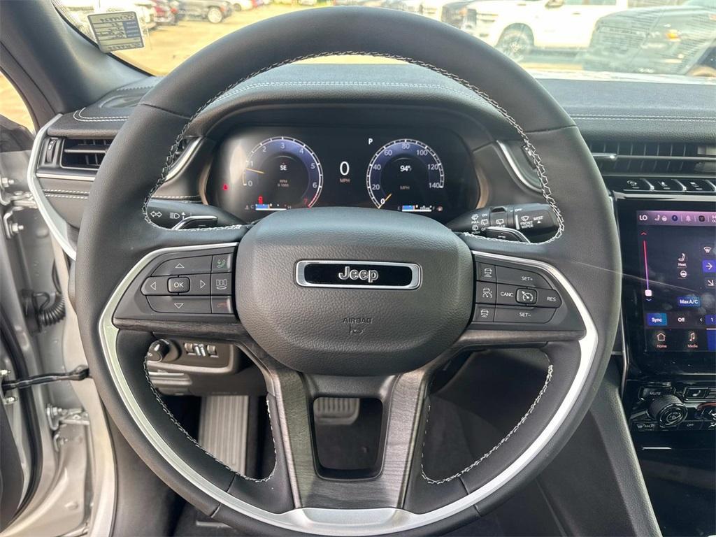 new 2025 Jeep Grand Cherokee car