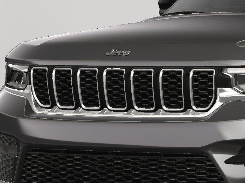 new 2025 Jeep Grand Cherokee car, priced at $42,370