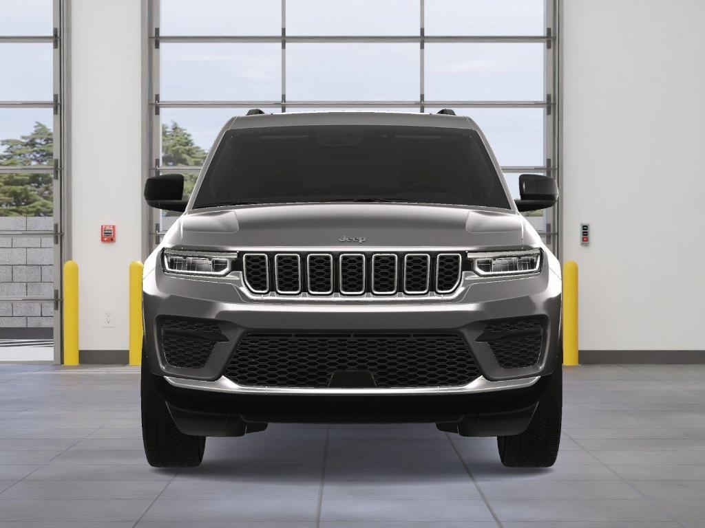 new 2025 Jeep Grand Cherokee car, priced at $42,370